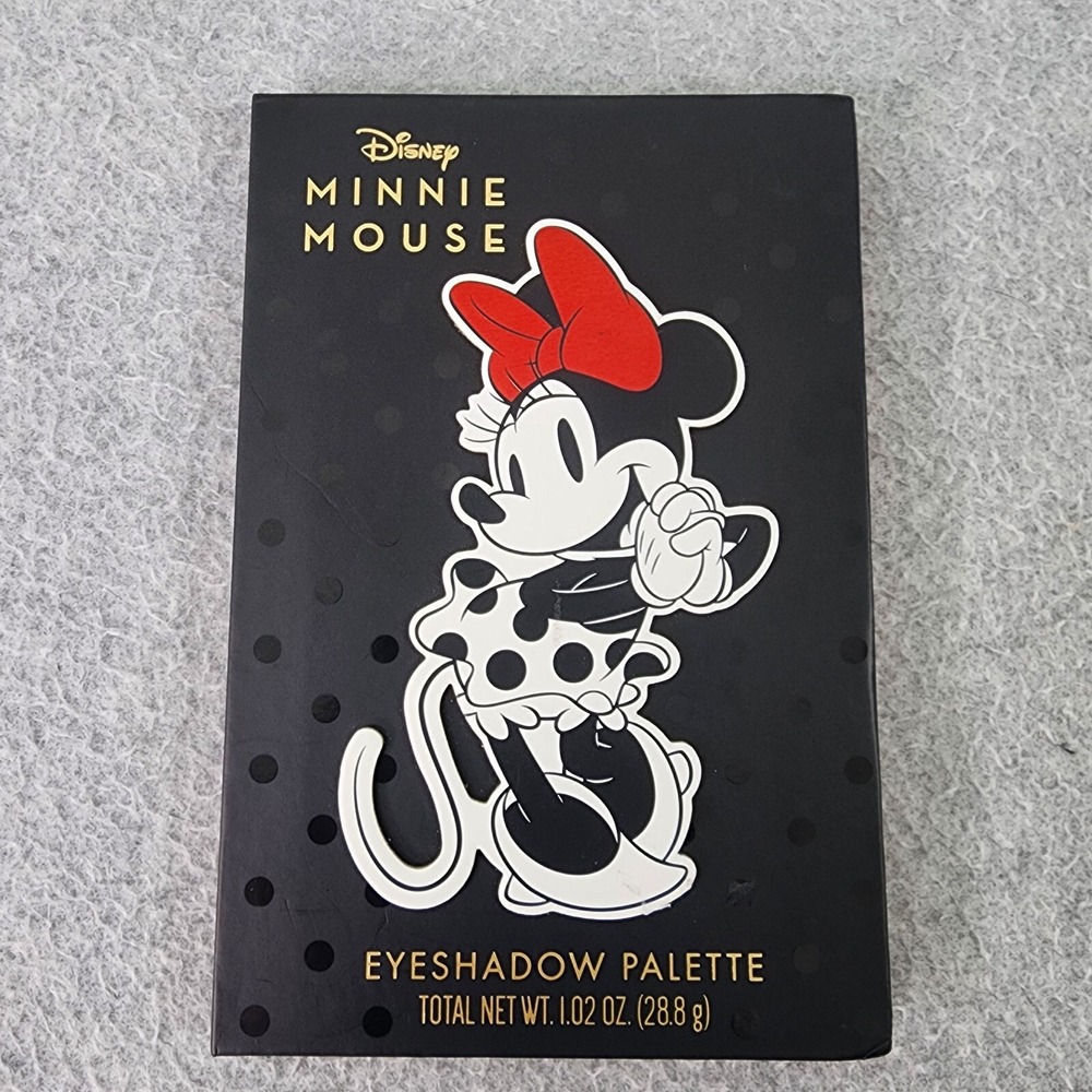 Disney‎ Minnie Mouse 12 Color Eyeshadow Palette With Decorative Mirror